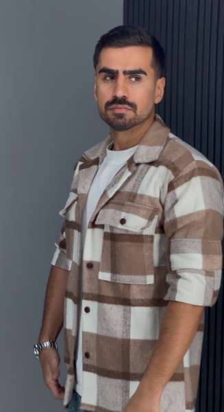 پیراهن پشمی شیری