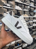 کتونی ونس وجا (VEJA) مردانه رنگ سفید کد 099