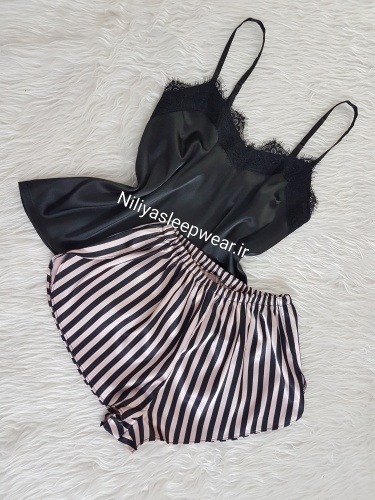 تاپ و شلوارک طرحدار با تور مژه مشکی